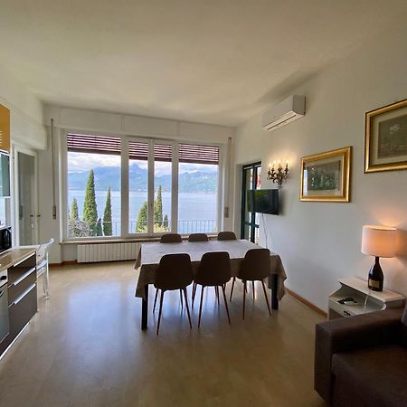 Wonderful Lake View Apartments With Pool With Breakfast Gardasee Torri Del Benaco Exterior foto